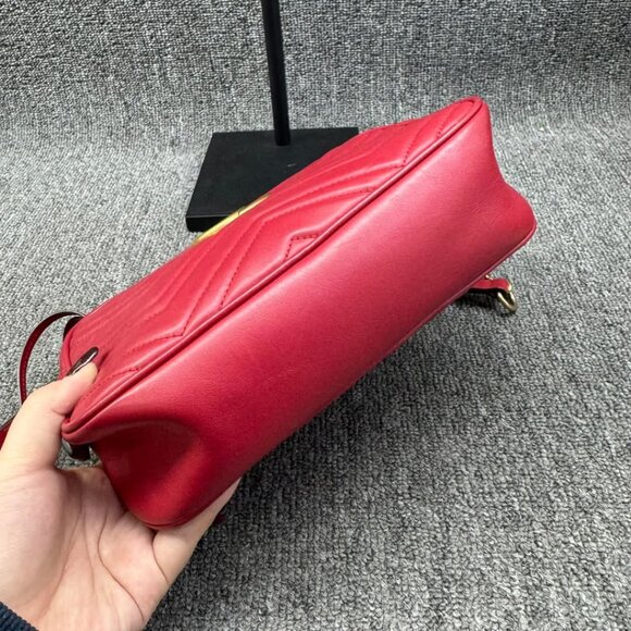 GUCCI GG Marmont Red Leather Shoulder Bag 480-012725 - Picture 6 of 16